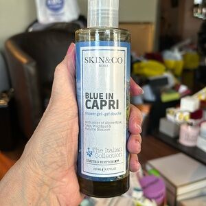 Skin&Co Roma Blue in Capri Shower Gel Limited Edition 230ml.  New Sealed!